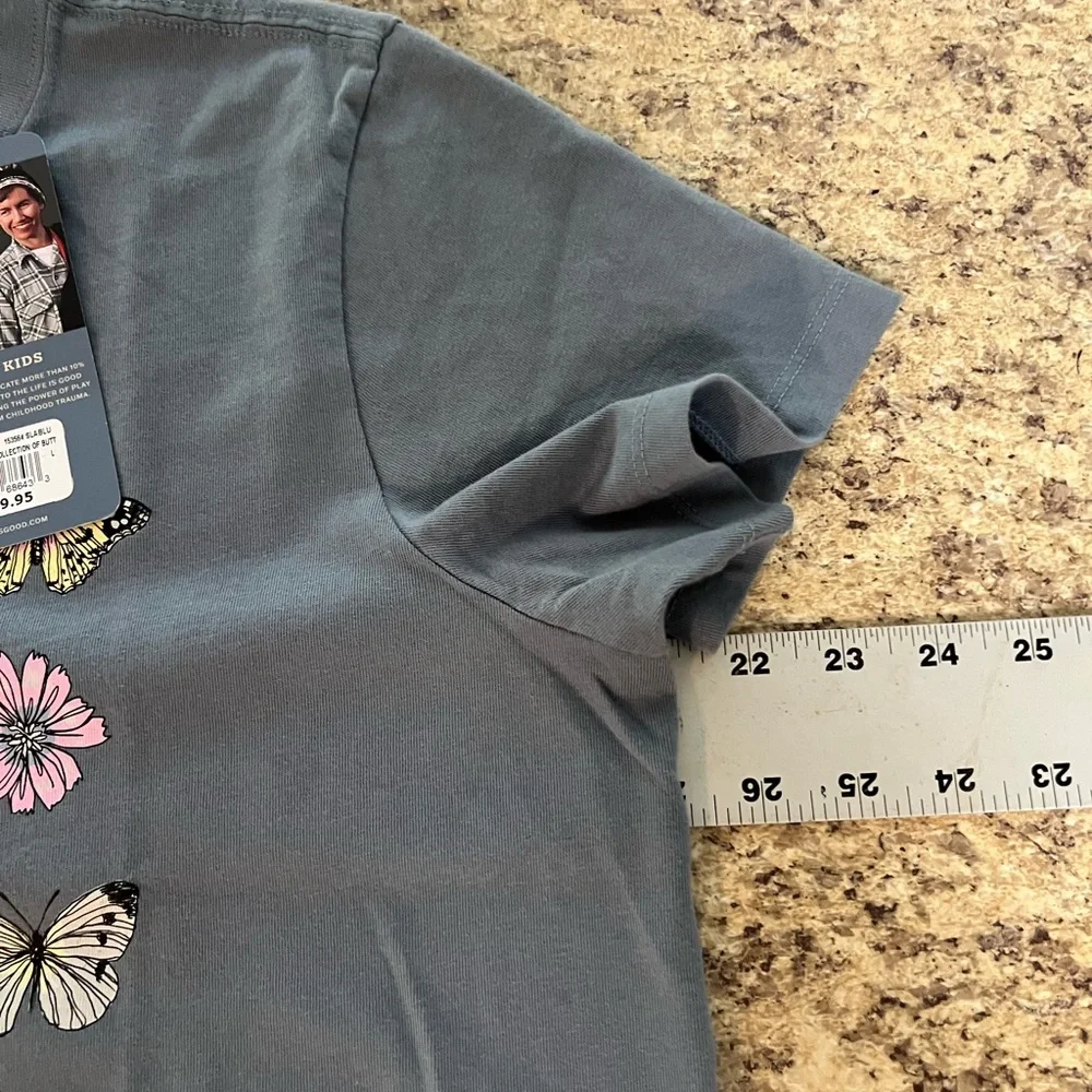 Life Is Good crusher Women’s Slate Blue Gray collection butterflies Tee shirt L - Picture 6 of 10